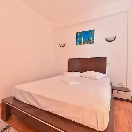 Summerland Club Apartament